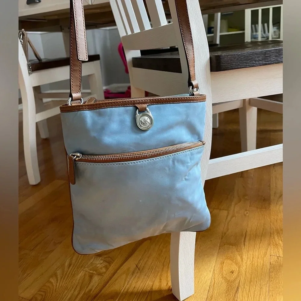 Michael Kors Kempton cross body bag